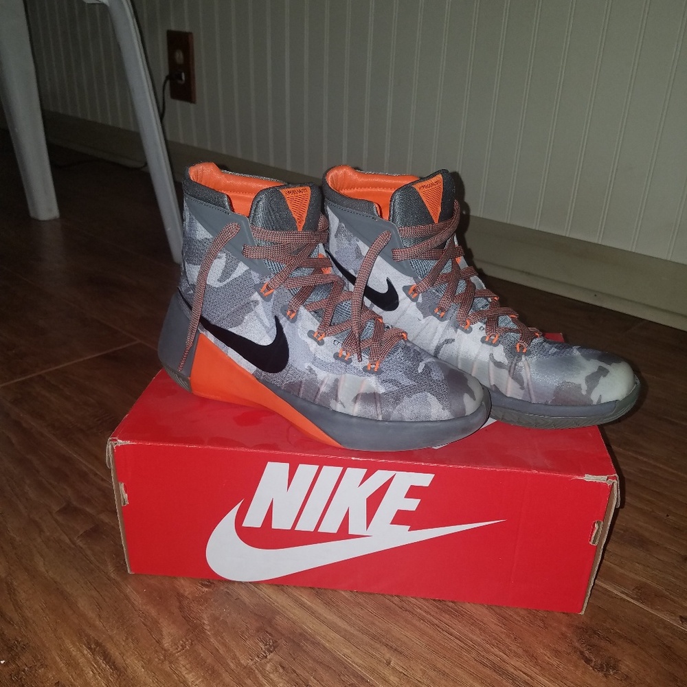 Nike shoes